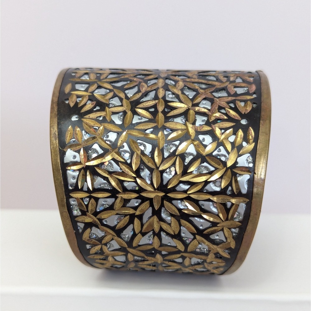 Brass Inlay Cuff Bracelet Metallic Silver Tone Etched Cutout Detail Boho India - Picture 4 of 13